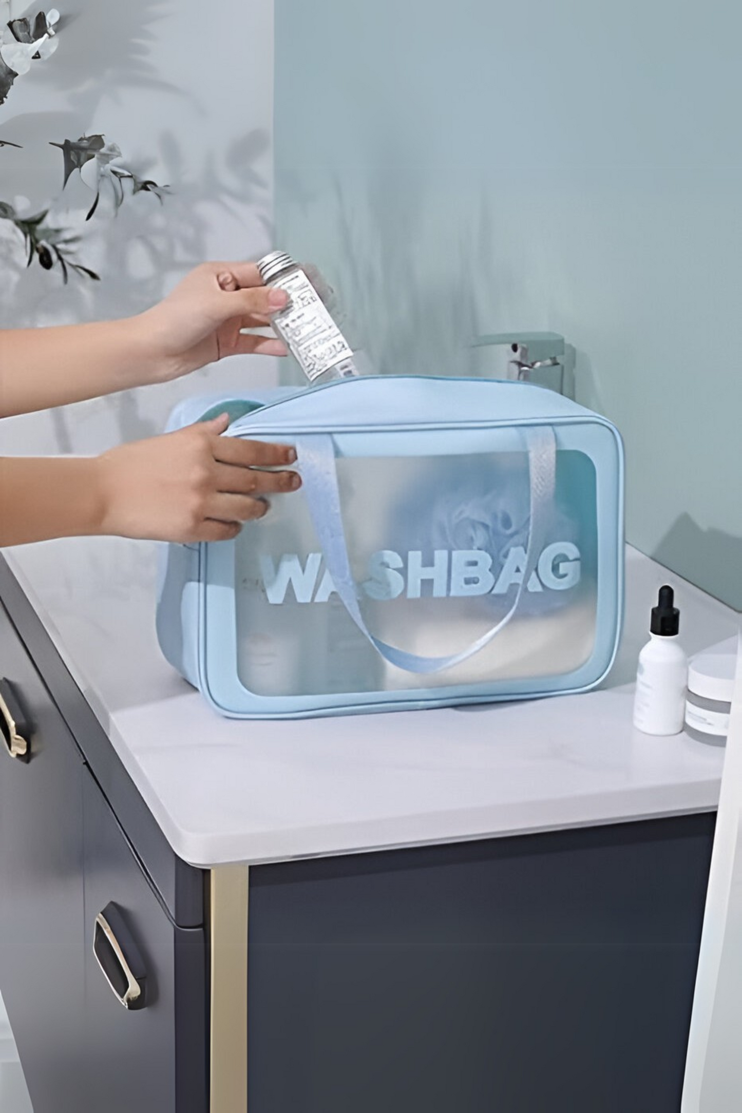 Travel Clear Cosmetic Bag.